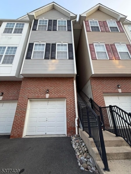 Building Photo - 155 Conover Terrace Unit 155
