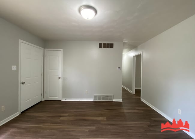 Photo - 3740 Marvin St