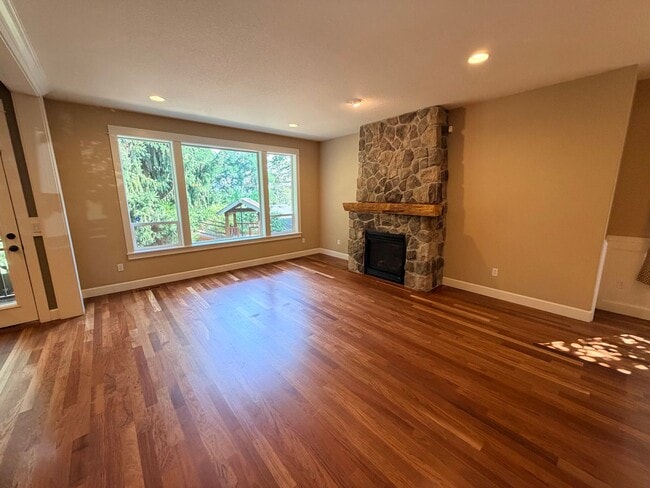 Photo - 1119 Oak St