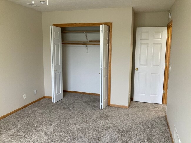 Photo - 3200 S 79th 4bed/3bath
