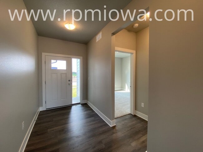 Photo - PRIME LOCATION!! 4 Bed, 2 Bath Ranch in Waukee