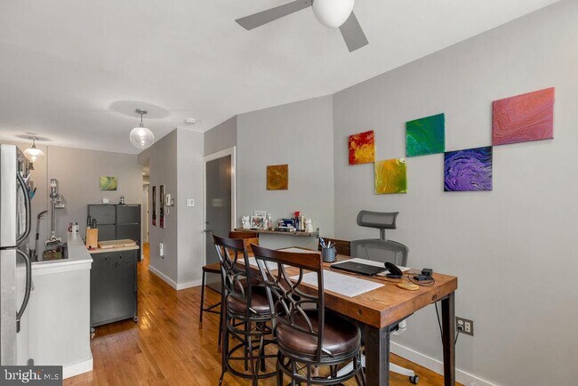 Photo - 1815 Bainbridge St