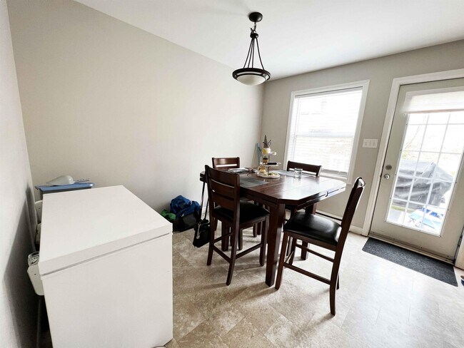 Photo - 118 Seaborn St