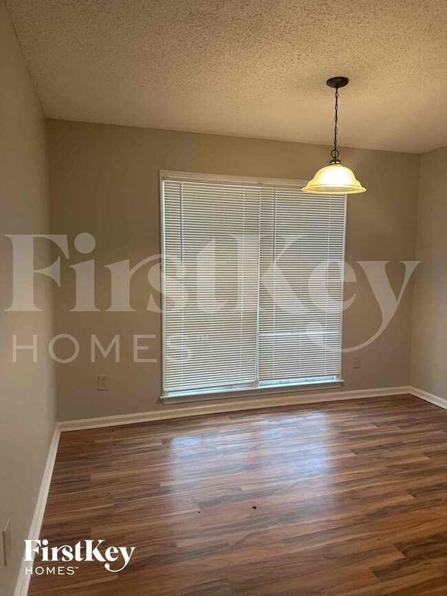 Photo - 1726 Hidden Acres Dr SW