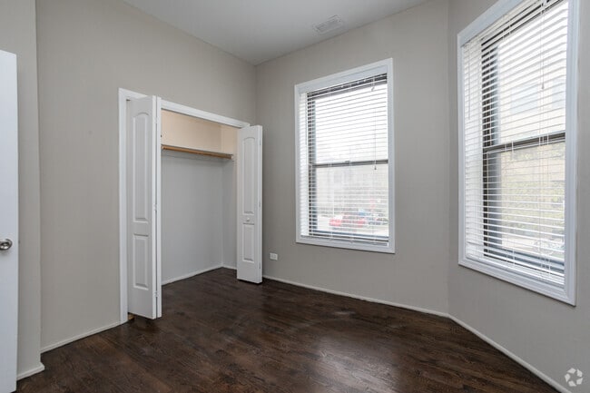 Photo - Maynard At Elaine Place