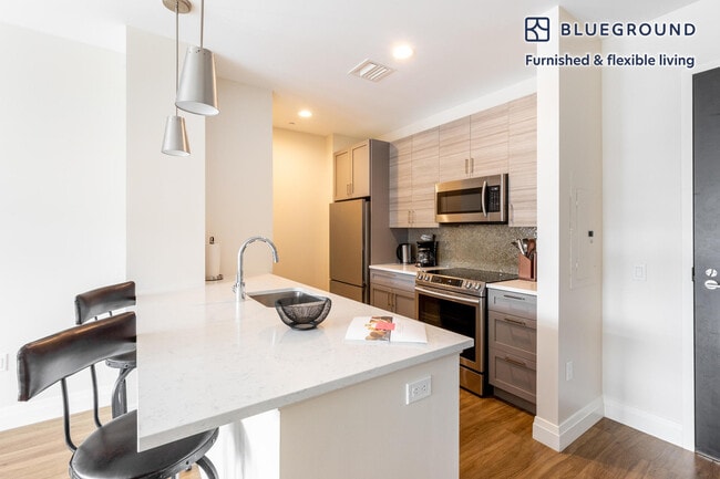 Photo - 28 Austin St Unidad FL2-ID975