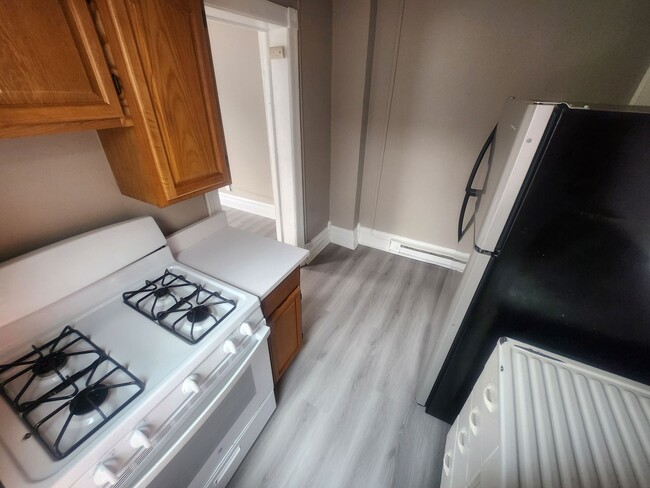 Photo - 448 W Turner St Unit 2