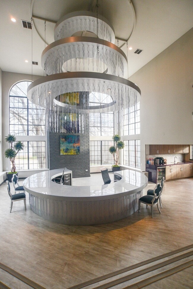 Photo - Chandelier Apartamentos