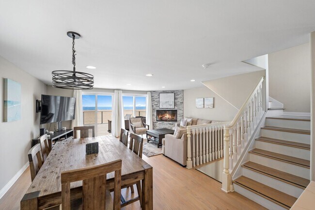 5 Bedroom + 4 Bathroom Home  | Ocean Opulence | Furnished Monthly Rental