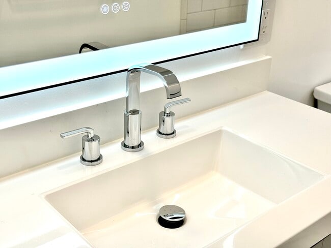 Photo - 190 Hillside St Unit 2