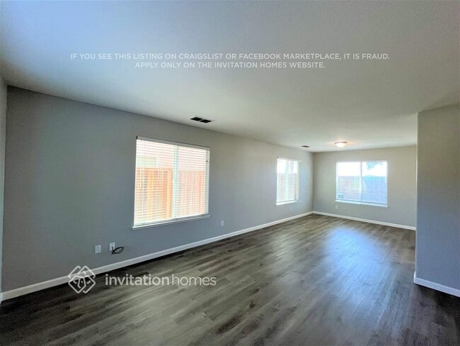 Photo - 1566 Maryclair Dr