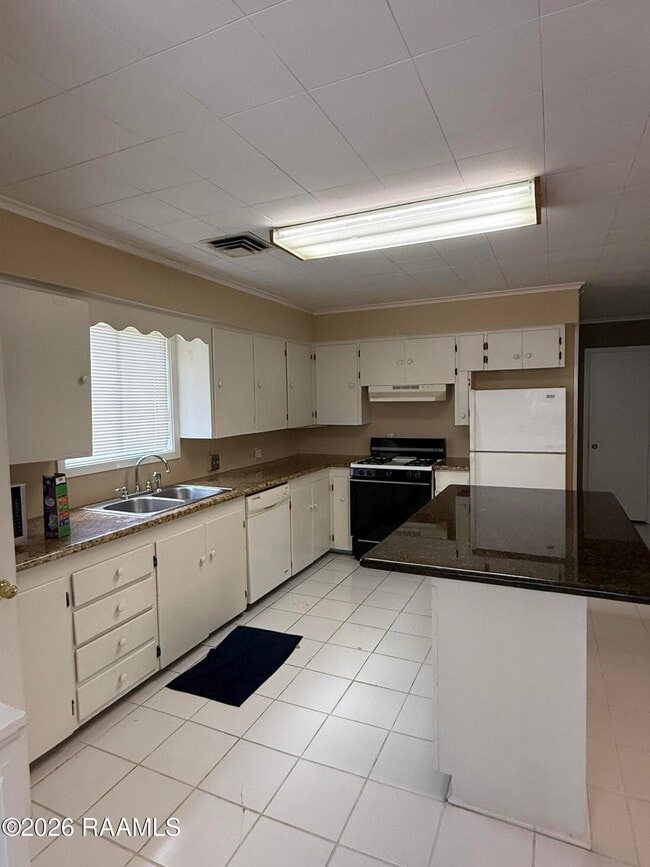 Photo - 108 Ray Ave