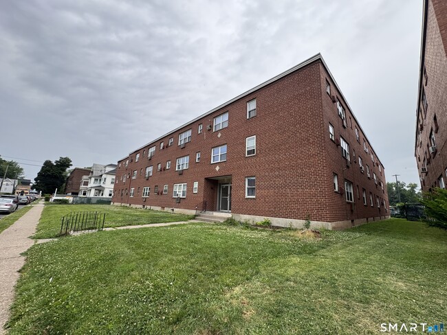 Photo - 24 Merrill St Unit C1