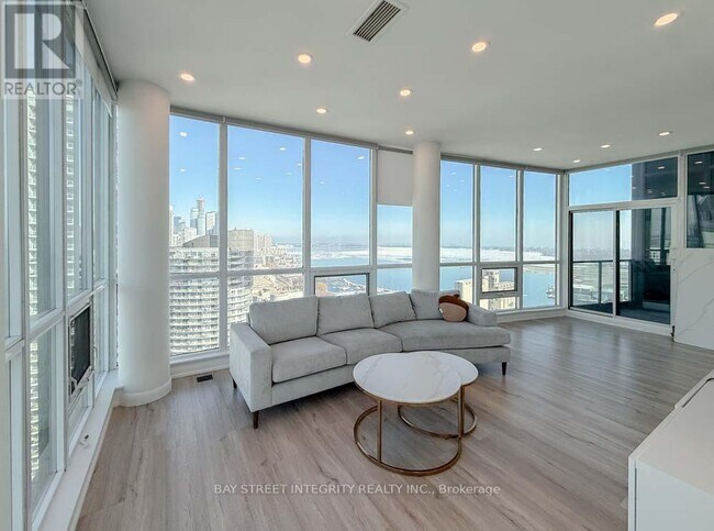 Photo - 600 Fleet St Unit UPH 3202