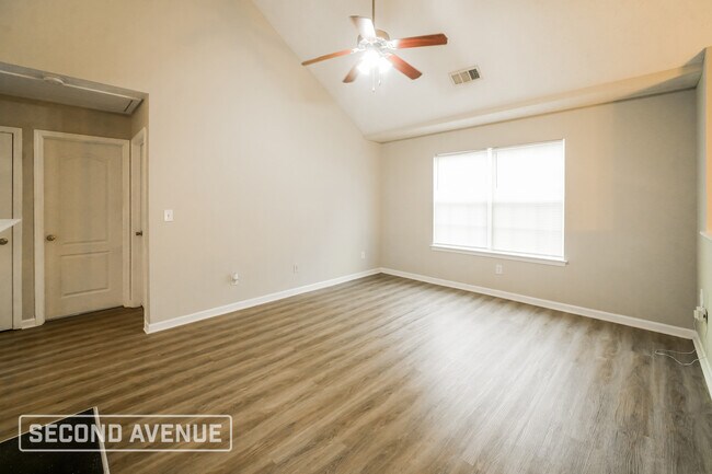 Photo - 3710 Georgia Dr