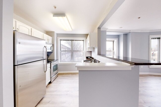 Photo - 120 Mountfort St Unit 301