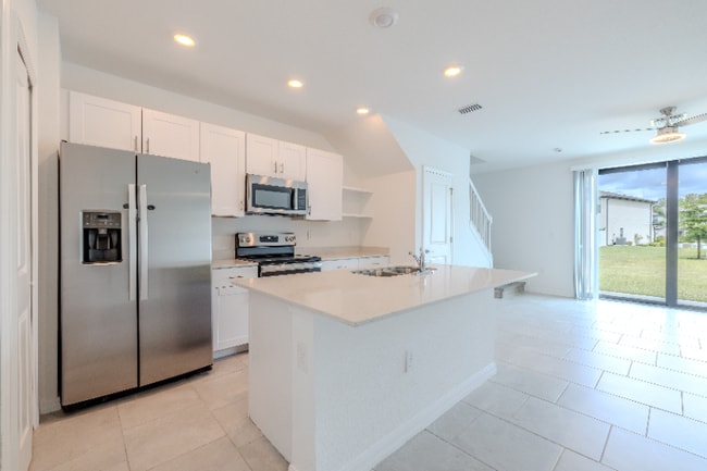 Photo - 14310 Oviedo Pl