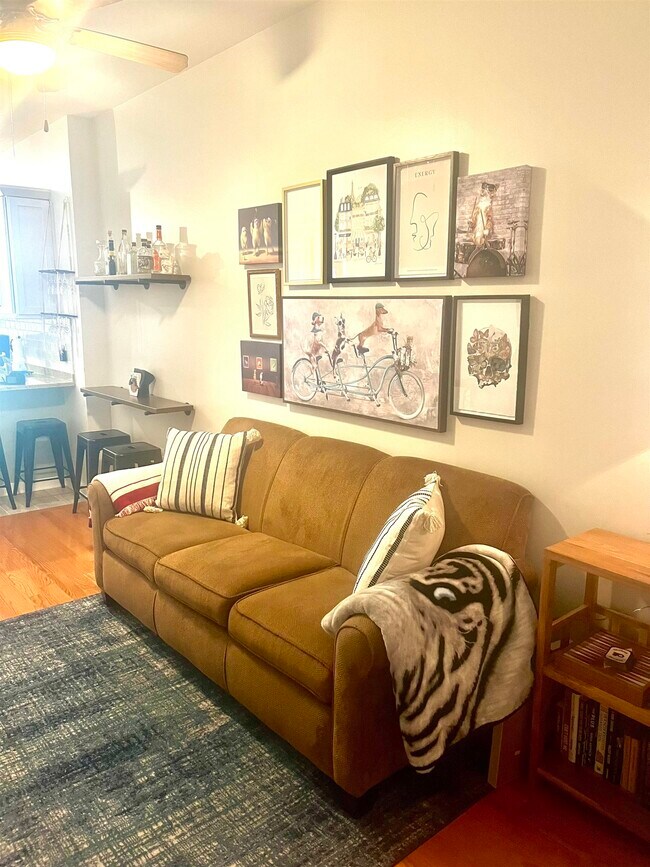 Photo - 422 Bloomfield St Unit 1R