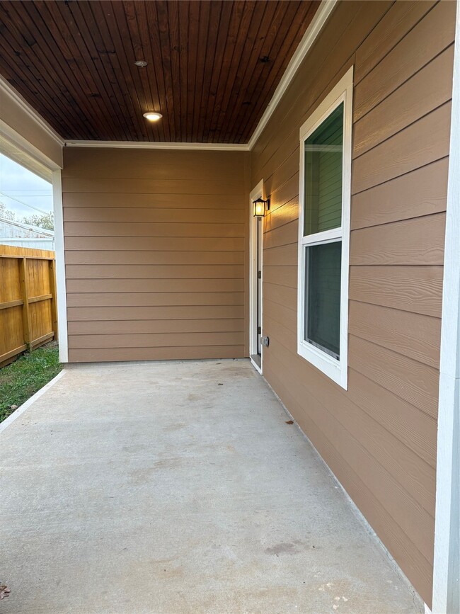 Photo - 205 Mcelroy Ave