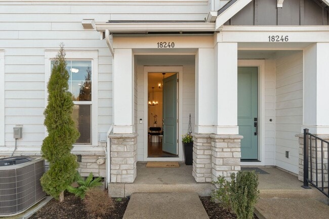 Photo - Modern 3 Bedroom, 2.5 Bathroom Townhome in South Cooper Mountain