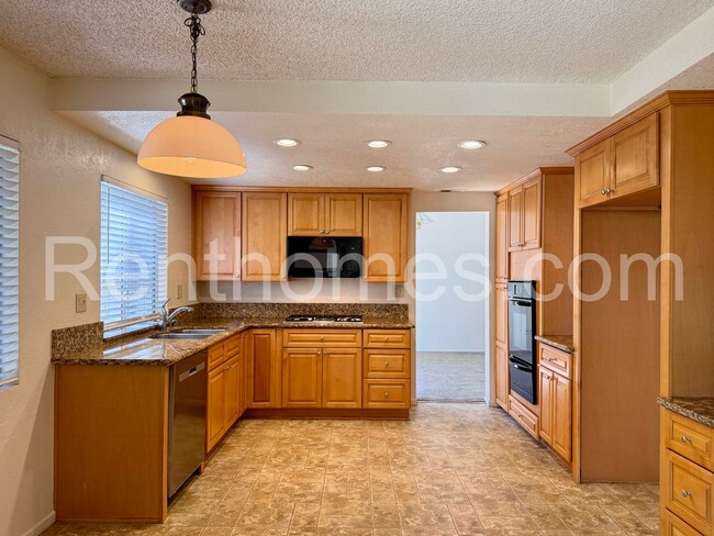 10515 Carrington Dr