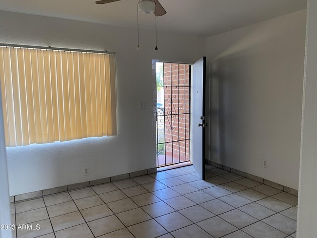 Photo - 3308 N 11th Ave