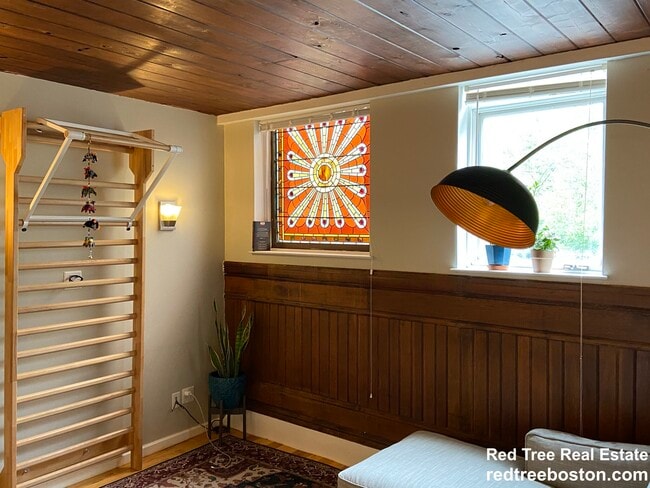 Building Photo - 13 Bow Street Pl Unit 21