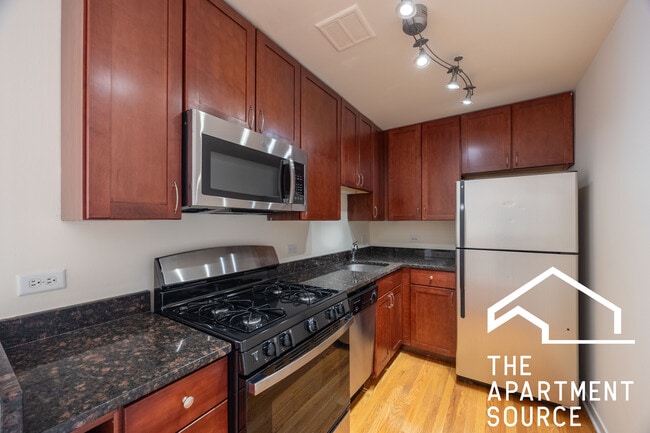 Photo - 628 W Wrightwood Ave