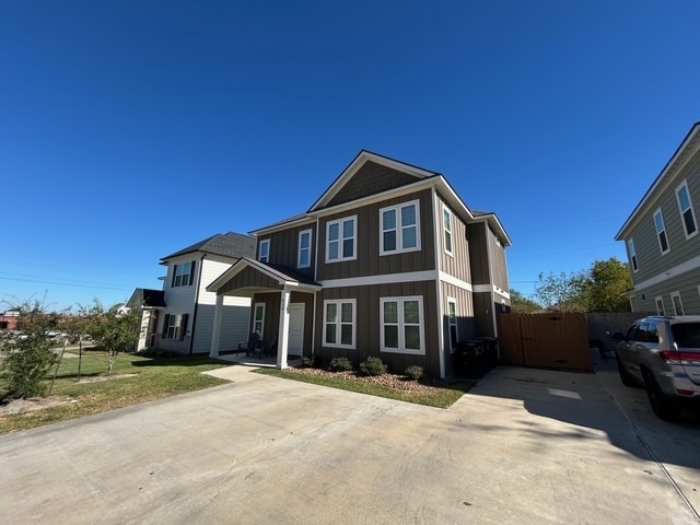 Photo - 614 Peyton St