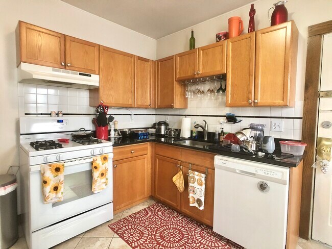 Photo - 29 Justin Rd Unit 1