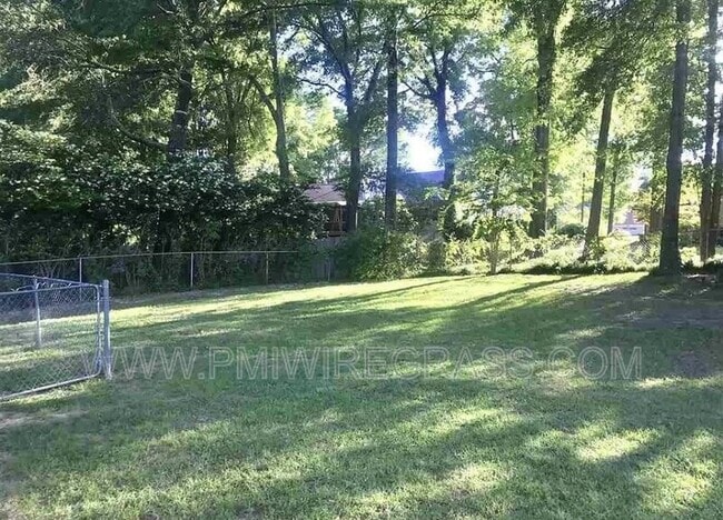 Photo - 110 Chapelwood Dr