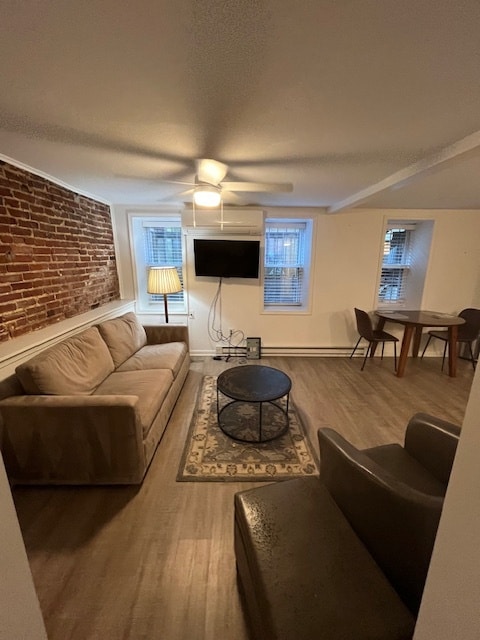 Photo - 1646 Newton St NW