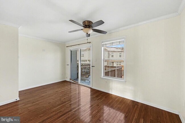 Photo - 103 Piccadilly Ln