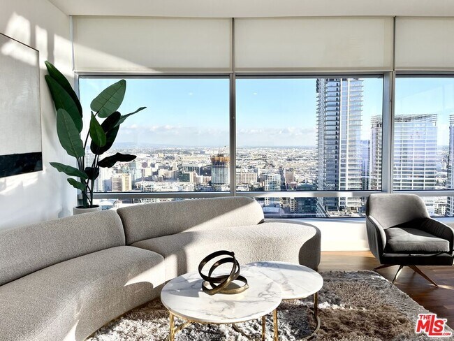 Photo - 900 W Olympic Blvd Unidad 37A