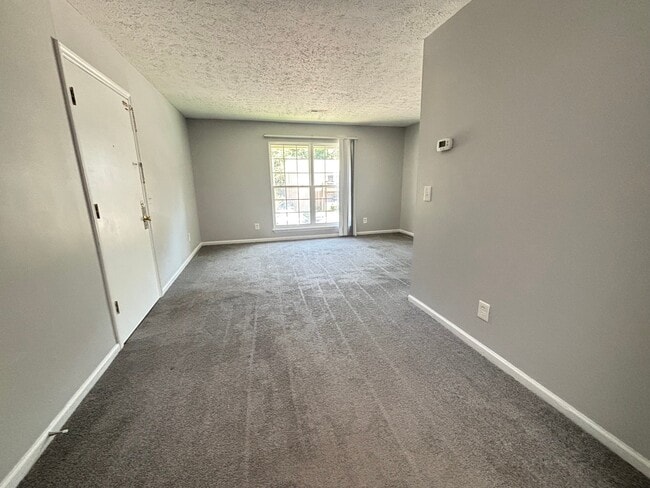 Photo - 106 Gardenview Dr Unit H