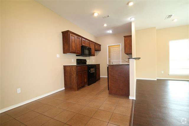 Building Photo - 7518 Novella Dr Rental