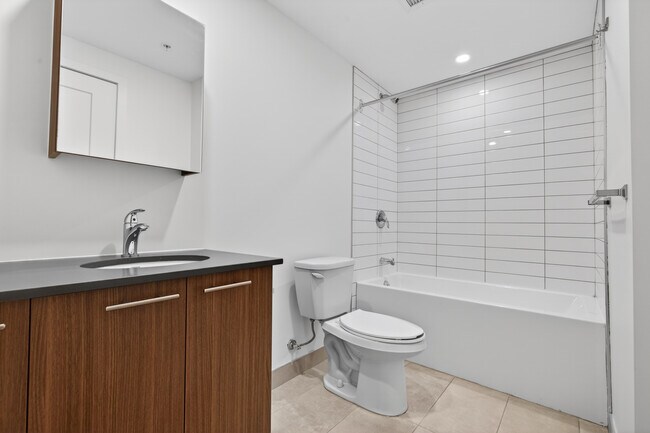 Photo - Le Sherbrooke East