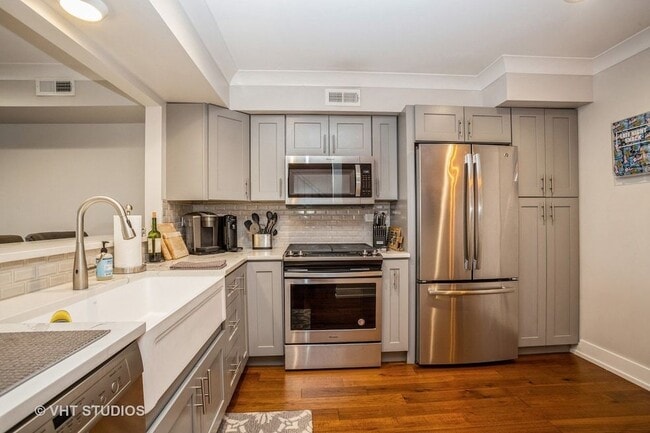 Photo - 546 E Windgate Ct