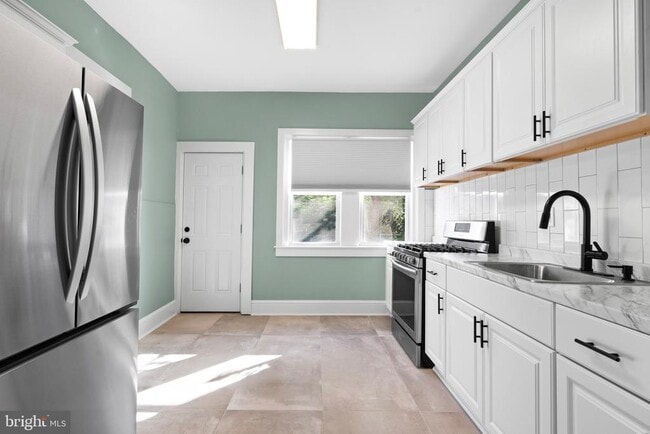 Photo - 2113 S Simpson St