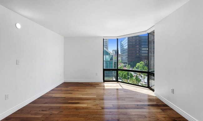 Photo - 1625 Larimer St Unit 503