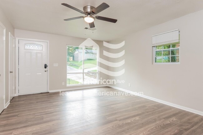 Photo - 5039 Wellborn Dr