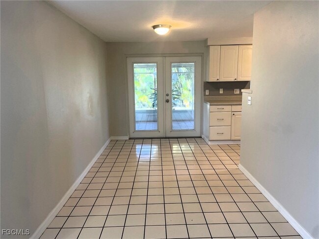 Photo - 2173 Barry Dr