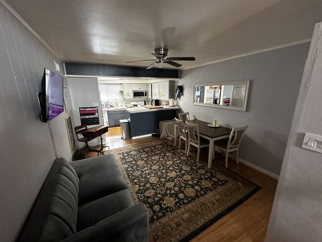 Photo - Beautiful Condo close to Memorial and Garces HS