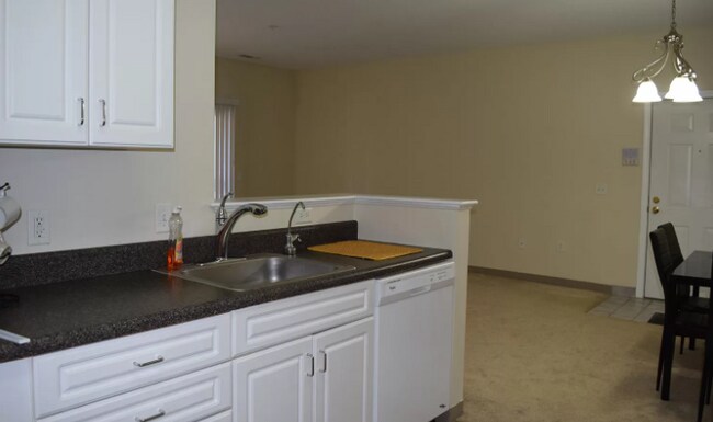 Photo - 80 Mill St Unidad 100