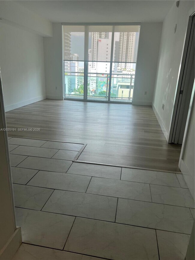 Photo - 951 Brickell Ave Unit 1209
