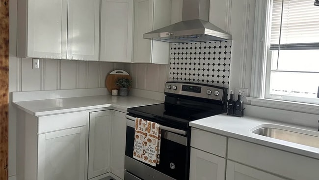 Photo - 510 Matthews St