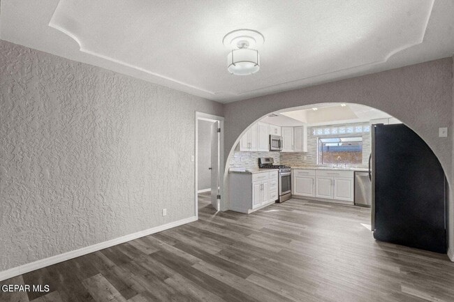 Photo - 11200 Warcloud Ave