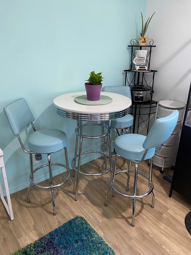 Photo - 1403 Bloomdale St Unit Studio Apt