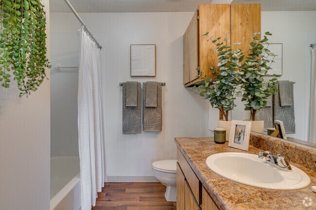 2BR, 2BA- 1000SF