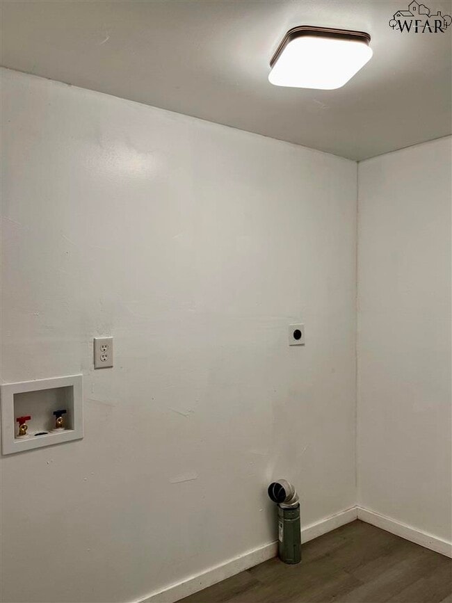 Photo - 1513 Kemp Blvd